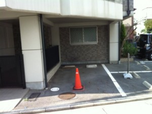 泉３丁目ＩＭ駐車場の屋根部分