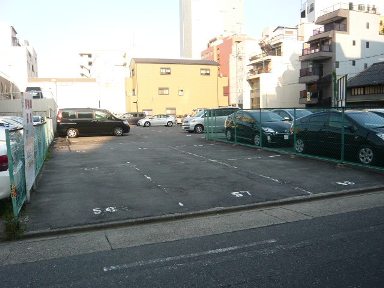 名駅3丁目月極駐車場 名駅3丁目月極駐車場
