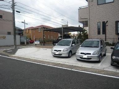 豊が丘駐車場