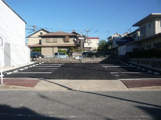 戸部町2丁目駐車場①