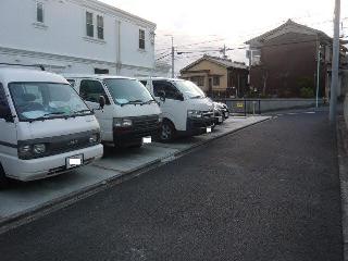 丸山町3丁目駐車場