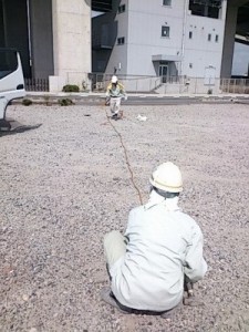 駐車場のトラロープ工事 駐車場のトラロープ工事