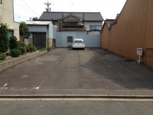 柳ケ枝町1丁目駐車場写真