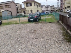 小本1丁目駐車場