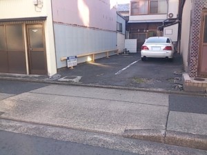 名古屋市西区菊井2-25