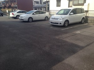 草薙町３丁目６８駐車場