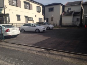 草薙町３丁目６８駐車場