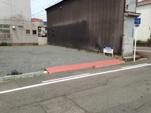 大宮3丁目1-10駐車場