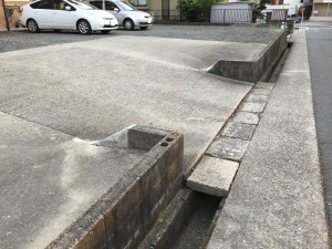 極楽３丁目大幸荘駐車場