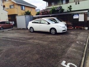 児玉3丁目林駐車場