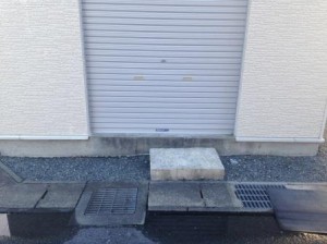あま市新居屋町バイク駐車場