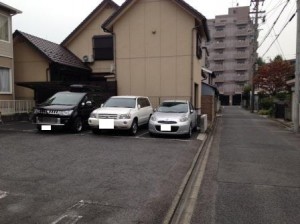 クレセント竜ノ口駐車場