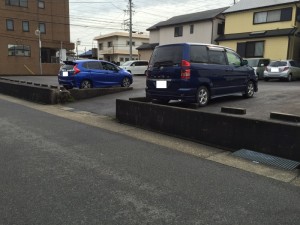 引山2丁目横地駐車場