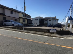 引山2丁目横地駐車場