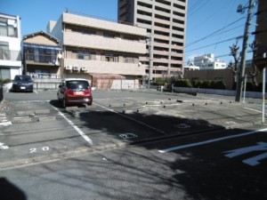 八番町パーキング
