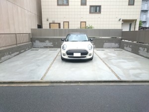 エイトワンパーキング