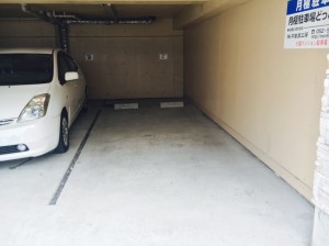 七福マンション駐車場