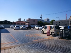 池内町7駐車場