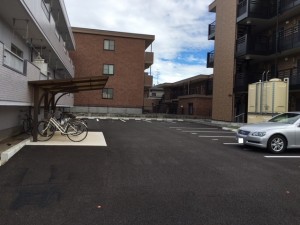 白羽根パーキング