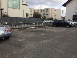 川名町１丁目余語駐車場