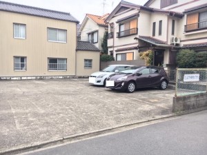 二女子町1丁目小出駐車場 二女子町1丁目小出駐車場