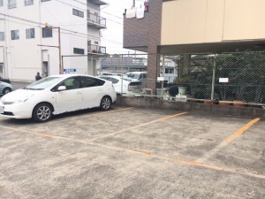 山王４丁目服部駐車場(西)