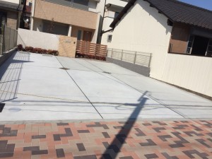 柳原３丁目縦列駐車場