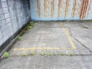 秀松駐車場