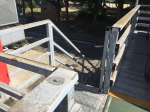 新開町山岸製作所駐車場