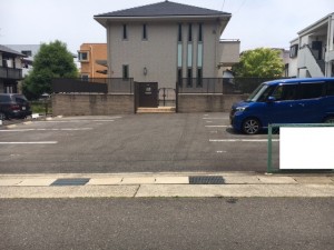 原５丁目１３１８駐車場