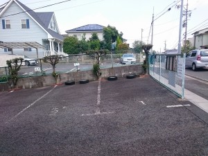 月見ケ岡駐車場