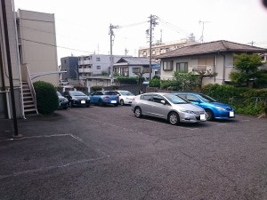 月見ケ岡駐車場