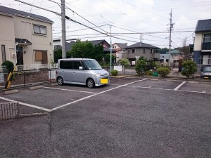 グランドヒルズ神の倉駐車場