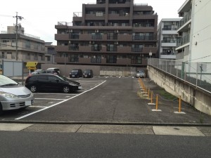 宝田町6丁目駐車場