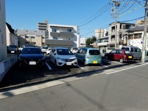 郷前町２丁目木村駐車場