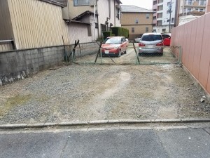 須ヶ口駅前駐車場