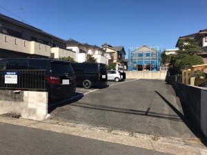 鳴丘駐車場 鳴丘駐車場