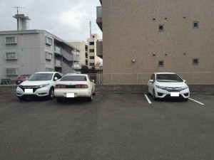汐路町4丁目駐車場