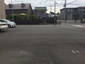 汐路町4丁目駐車場