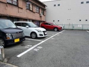 八千代荘駐車場