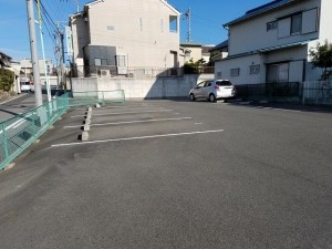 鳴海町小松山第1駐車場