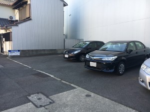 泉3丁目410駐車場