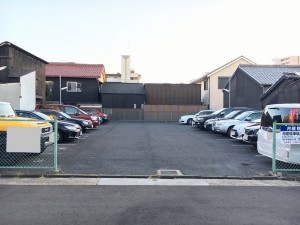 広瀬町３丁目糀屋駐車場