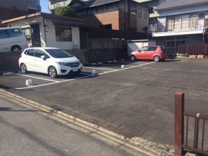 FK菊園町3丁目駐車場