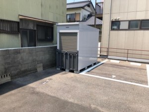 元宮町4丁目バイクガレージ
