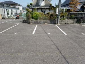 クレドール旭駐車場