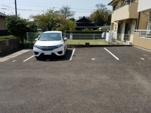 クレドール旭駐車場