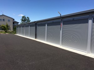 谷田町ガレージ・月極駐車場