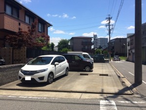 横堀町３丁目奥田駐車場