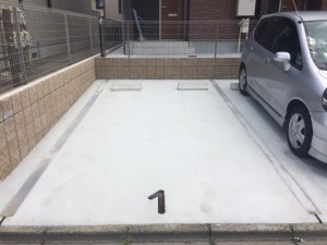 サンティエ駐車場